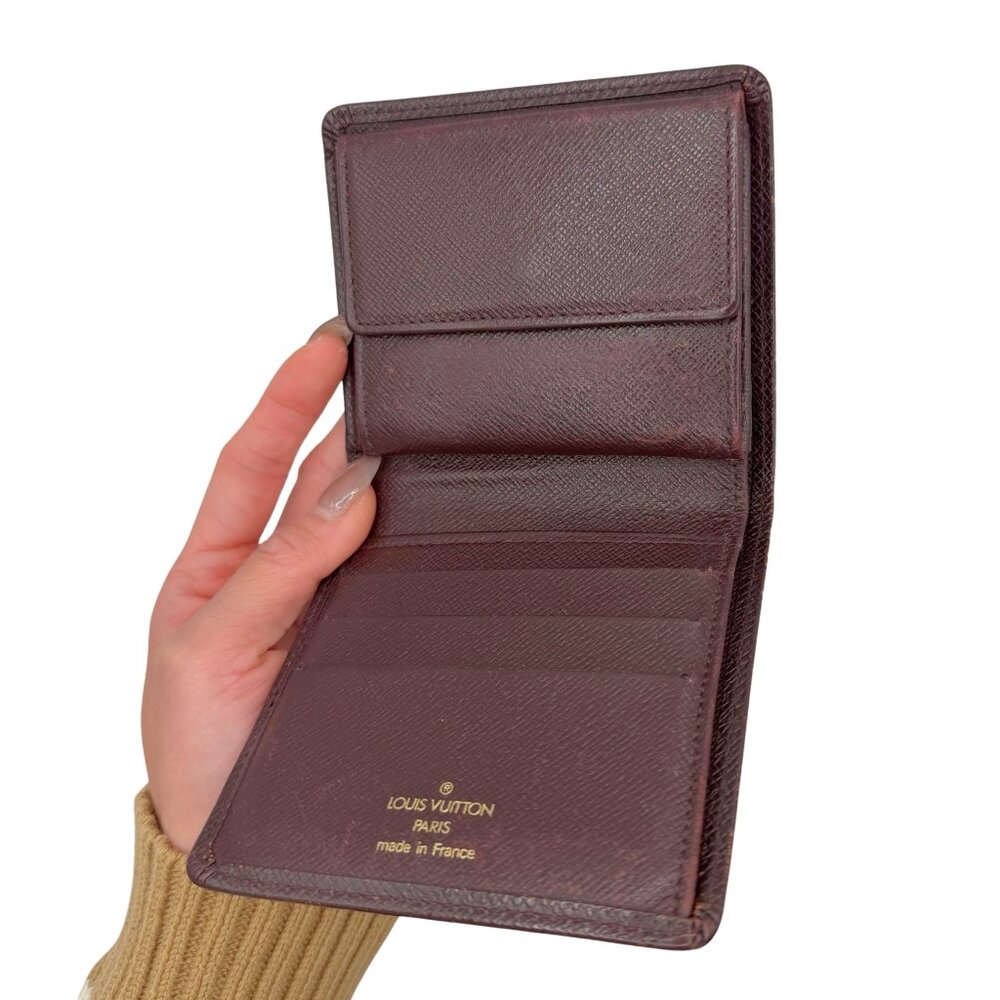 Louis Vuitton Taiga Raisin Bifold Wallet - Picture 5 of 7